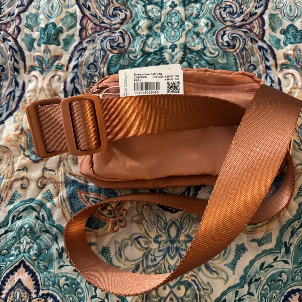 Lululemon Beltbag - Picture 6 of 6